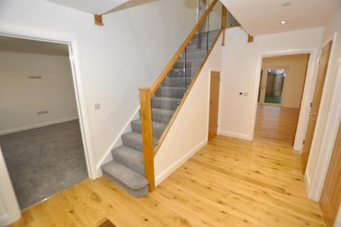 5 bedroom house for sale, Llys Llewelyn, Peniel, Carmarthen