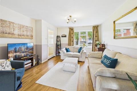 undefined, Norman Close, Chippenham SN15