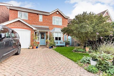 4 bedroom detached house for sale, The Hawthorns, Hull HU11