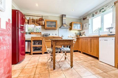 4 bedroom detached house for sale, The Hawthorns, Hull HU11