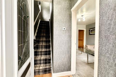 14 Dunkirk Close, Denton, Manchester, M34 2JB