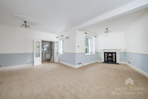undefined, 84 Molesworth Road, Plymouth PL3