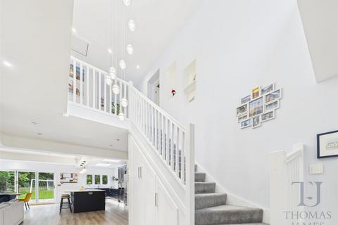 4 bedroom detached house for sale, Kirk Lane, Ruddington, Nottingham