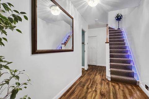 3 bedroom terraced house for sale, Greenwood Road, Mitcham CR4