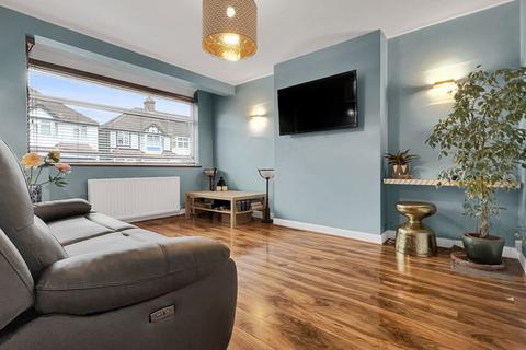3 bedroom terraced house for sale, Greenwood Road, Mitcham CR4