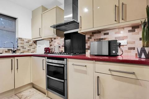 3 bedroom terraced house for sale, Greenwood Road, Mitcham CR4