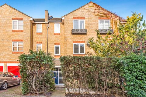 undefined, Ferguson Close, Nr Canary Wharf, London, E14