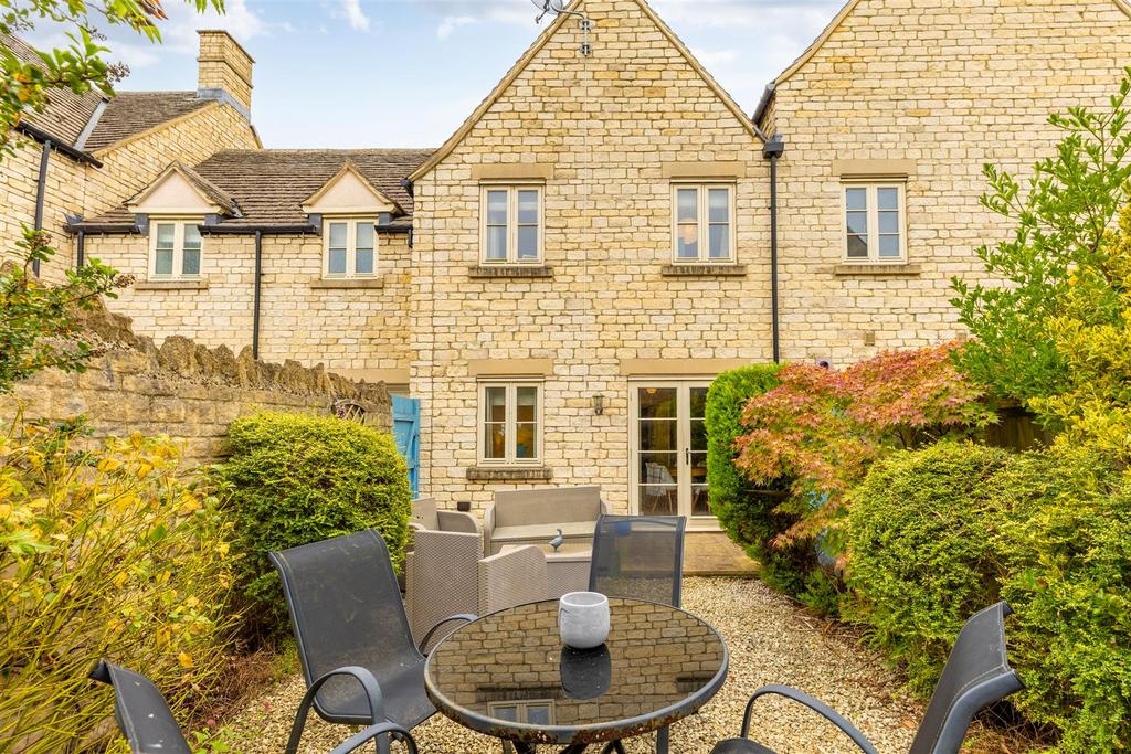 38 Moss Way (27).jpg