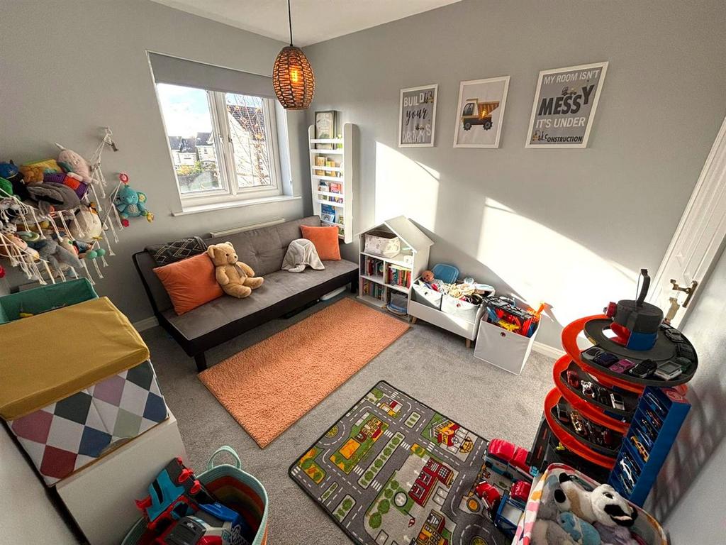 Bedroom 2.jpg