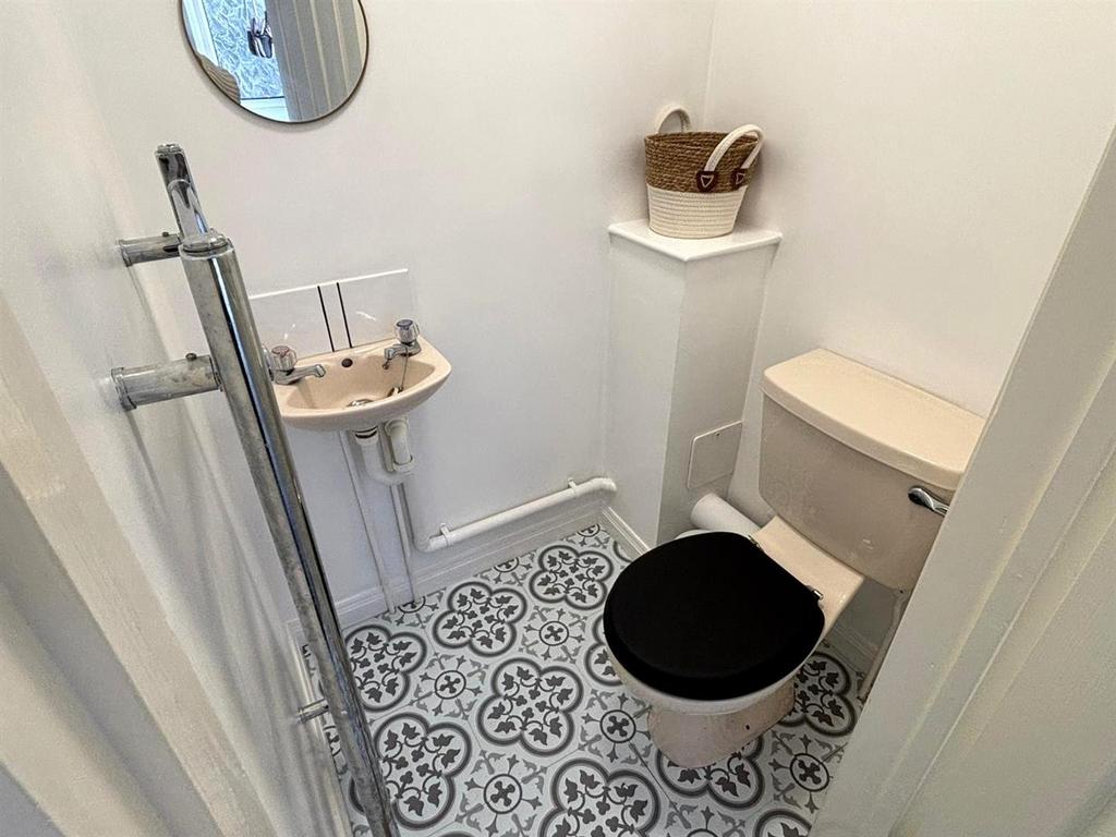 Cloakroom.jpg