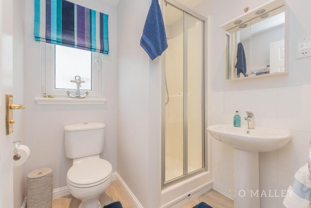 Bedroom 2 En-Suite