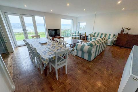 4 bedroom property to rent, Villa Rose, Haroldston Hill, Broad Haven
