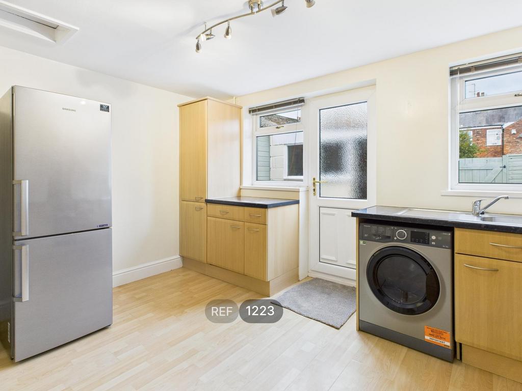 Kitchen/Living area