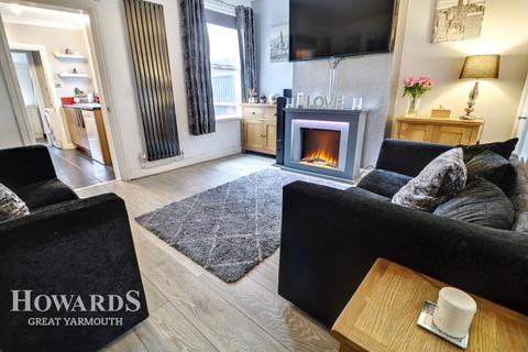 3 bedroom terraced house for sale, Alderson Road, Great Yarmouth