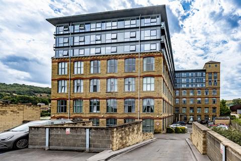 3 bedroom apartment for sale, Dewsbury Road, Elland HX5