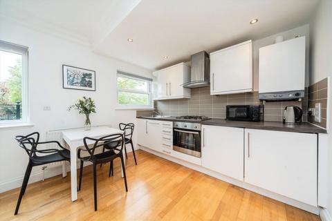 1 bedroom flat for sale, Chatsworth Gardens, London W3