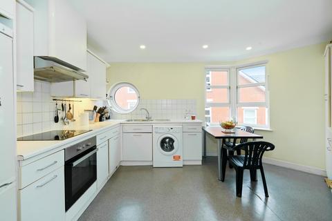 4 bedroom flat for sale, Gorham House, London SE16