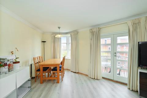 4 bedroom flat for sale, Gorham House, London SE16