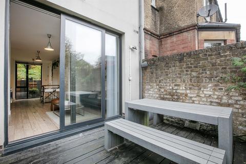 2 bedroom terraced house for sale, Asylum Road, Peckham, SE15