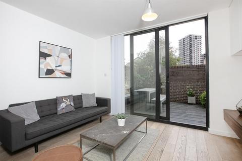 2 bedroom terraced house for sale, Asylum Road, Peckham, SE15
