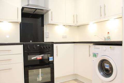 1 bedroom ground floor flat to rent, 28 King Edward Street, Alexandria, G83 0EJ