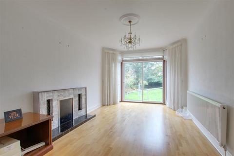 undefined, Oakwood Park Road, London