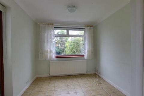 undefined, Oakwood Park Road, London
