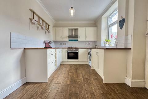 3 bedroom semi-detached house for sale, London Road, Holyhead, LL65