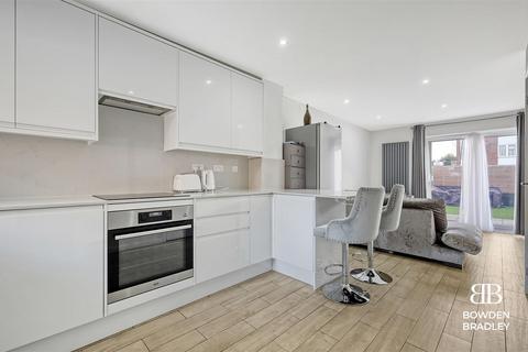 undefined, Hazelwood Park Close, Chigwell