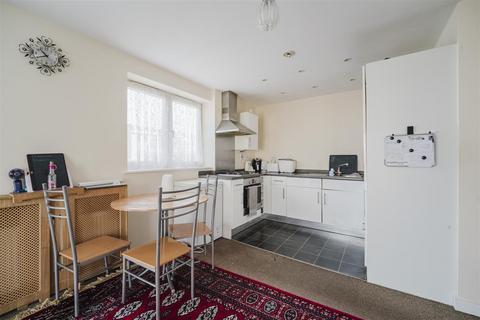 undefined, Taywood Road, Northolt UB5