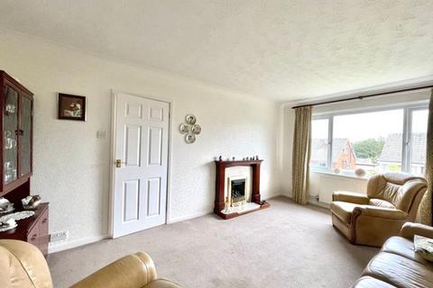 2 bedroom semi-detached bungalow for sale, Mayster Grove, Brighouse, HD6