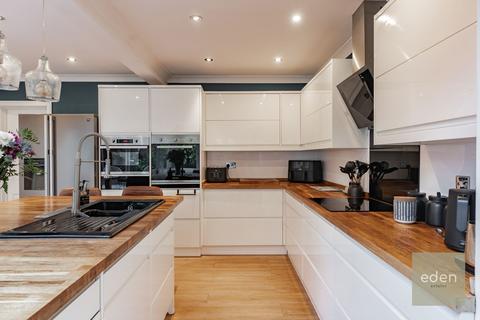 undefined, Taylor Road, Snodland, ME6