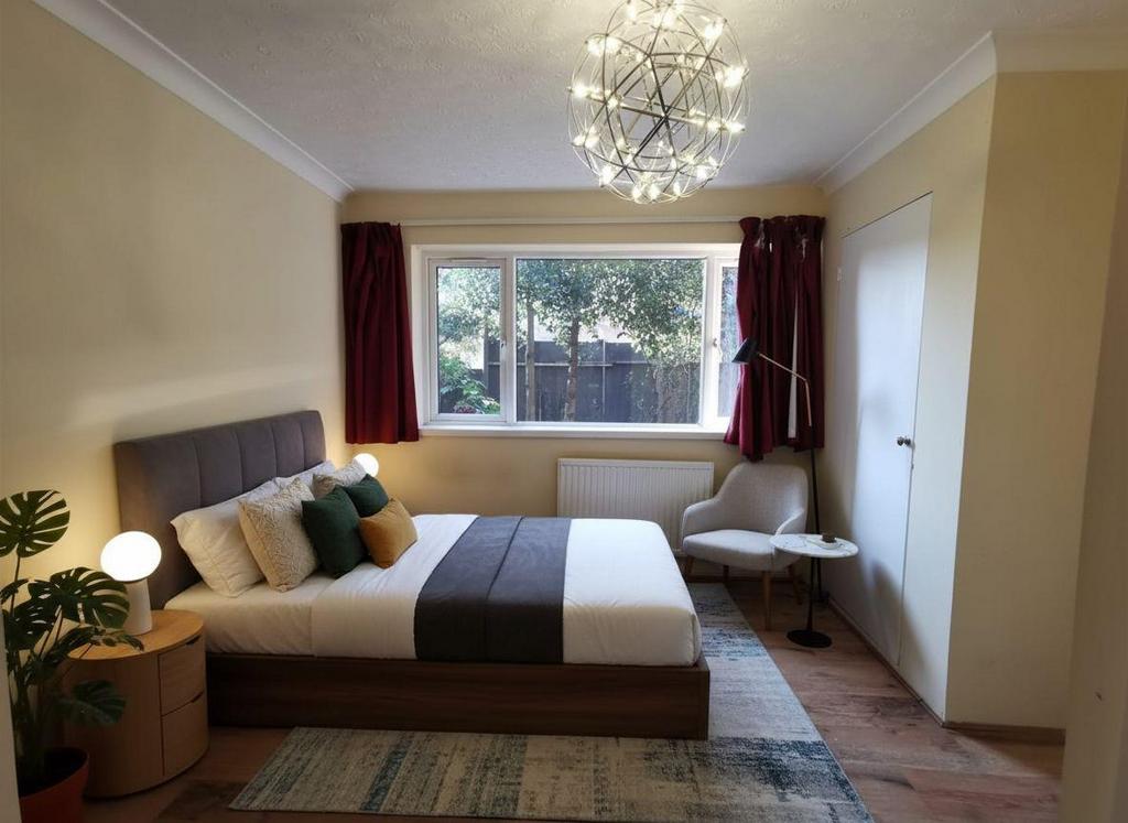 Enhanced bedroom (1).jpg