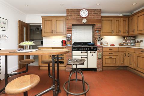 5 bedroom detached house for sale, South Street, Boughton-under-Blean, Faversham, Kent, ME13