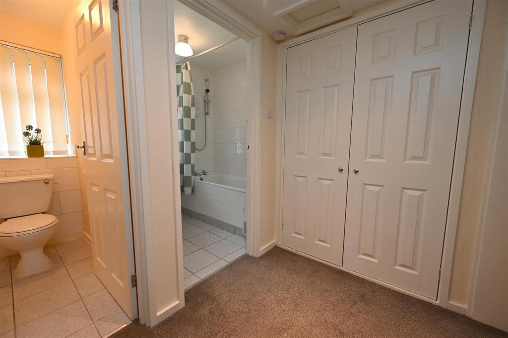 Inner hall.JPG