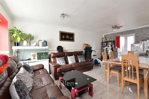 undefined, Brock Road, London E13