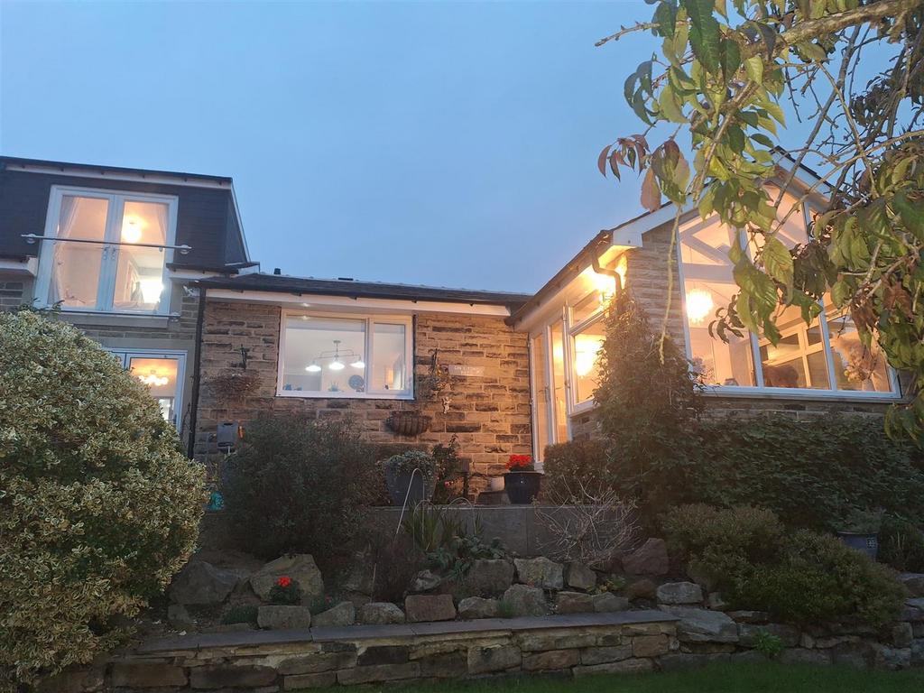 128 Nab Lane - 3.jpg