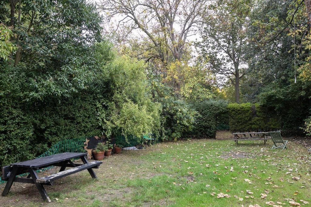 3 Y6 A5464 1.jpg