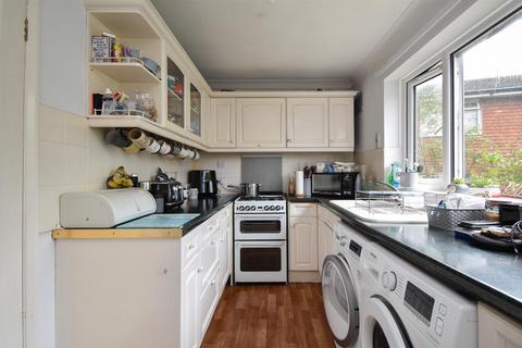 3 bedroom semi-detached house for sale, Orchard Close, Hastings