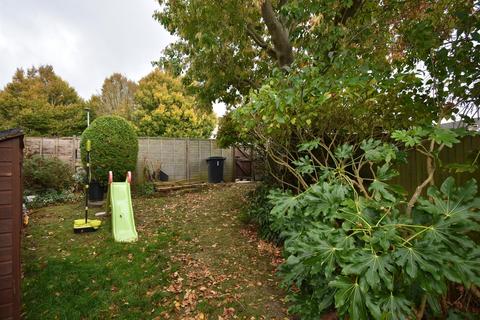 3 bedroom semi-detached house for sale, Orchard Close, Hastings