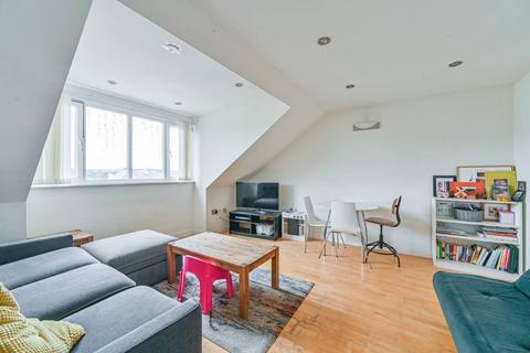 Vincent Close, Bromley, BR2