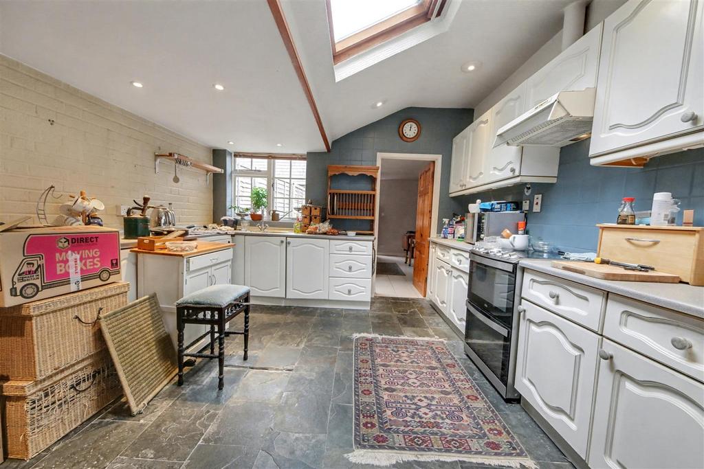 Kitchen.jpg