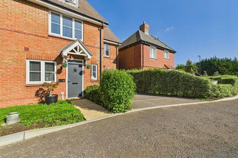 4 bedroom semi-detached house for sale, Sage Place, Angmering, West Sussex, BN16