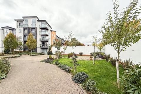 2 bedroom apartment for sale, Midlothian Court, Gateshead Quays, Gateshead, NE8
