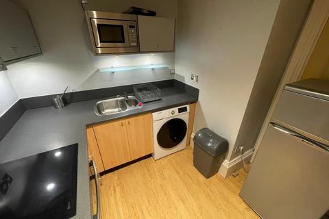2 bedroom flat to rent, Edmund Street, Birmingham, West Midlands, B3