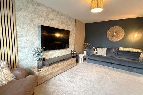 3 bedroom detached house for sale, Hugill Close, Yarm, TS15 9SS