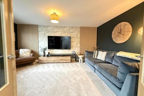 3 bedroom detached house for sale, Hugill Close, Yarm, TS15 9SS
