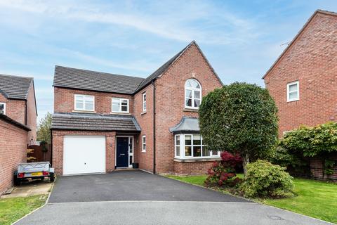 4 bedroom detached house for sale, John Yeoman Close, Little Neston CH64