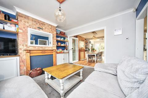 undefined, Hillary Crescent, Luton, Bedfordshire, LU1