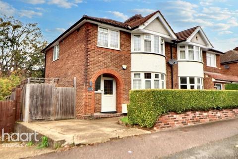 undefined, Pomfret Avenue, Luton